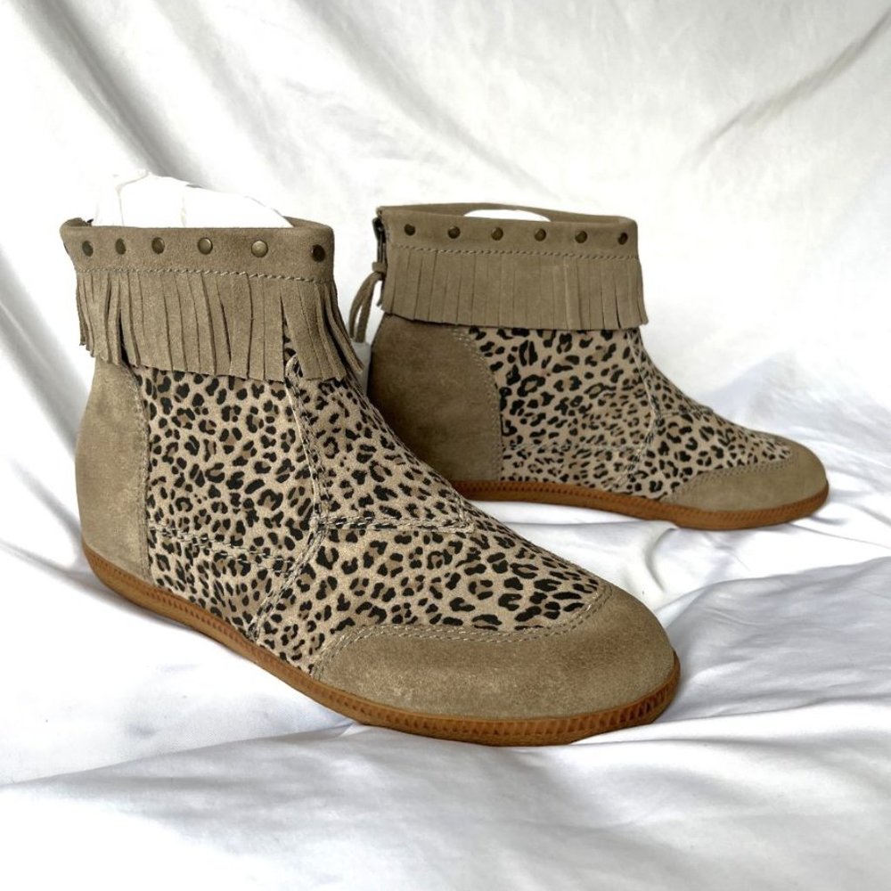 OTBT Size 8.5 Stanton Stone Leopard Print Boot - NEW